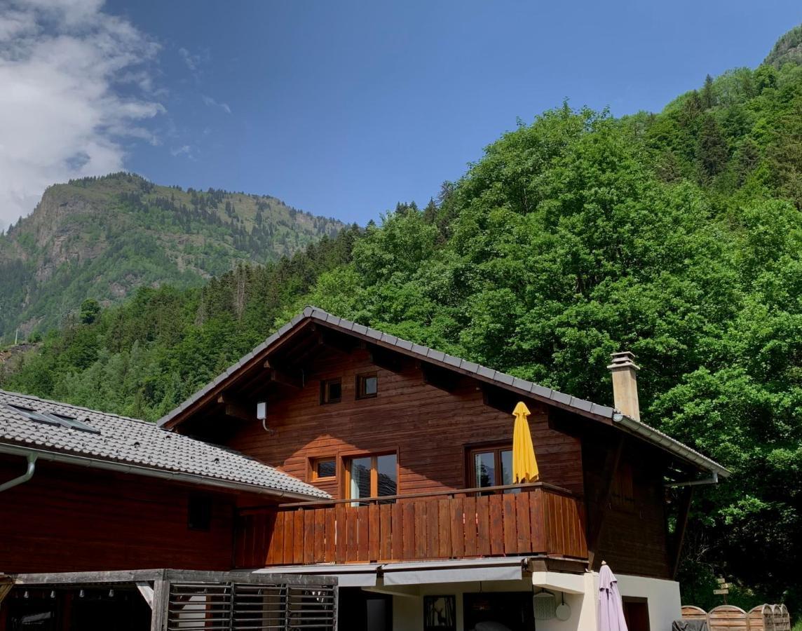 Appartement Avec Jacuzzi Dans Chalet Prive, Grande Terrasse, Parking Gratuit Лез-Уш Экстерьер фото